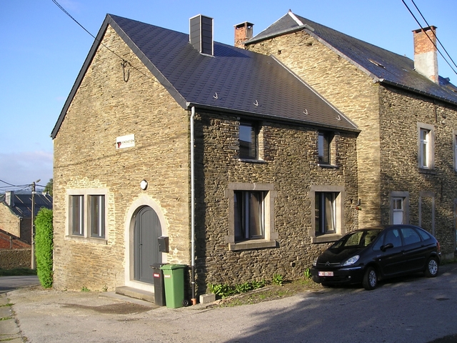 maison de 2 chambres rue du Tiernay à Petit-Fays